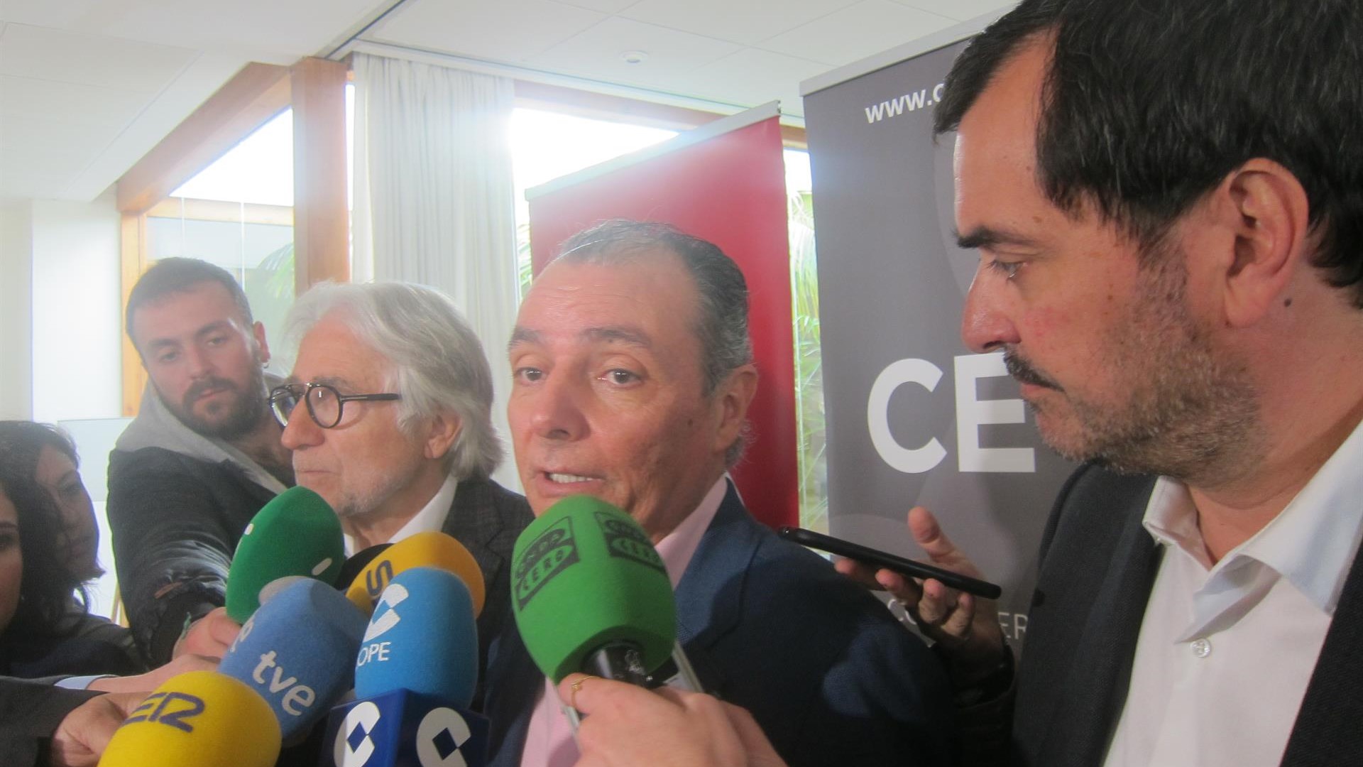Navarro (CEV) aboga por modelos de suministros cercanos capaces de fabricar lo que produce China