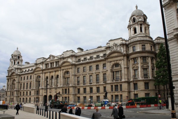  OHL ultima un acuerdo para vender su 49% en el 'Old War Office' de Londres