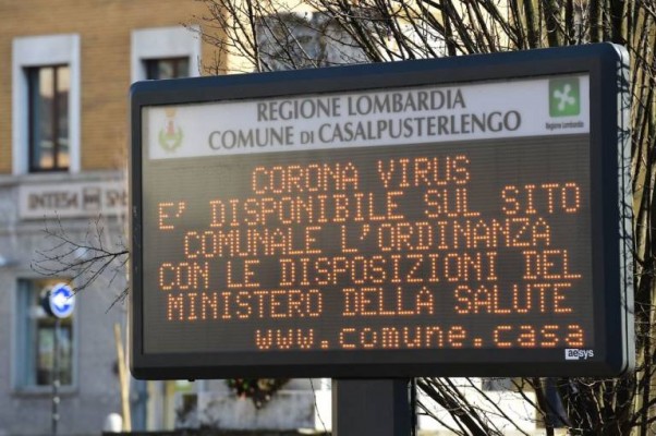 Los colegios que cancelan su viaje a Italia por el coronavirus no pueden recuperar el dinero
