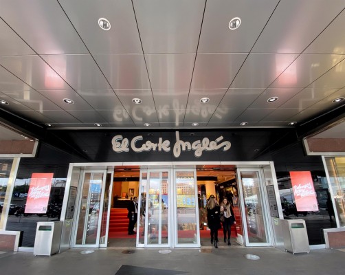 El Corte Inglés cierra su refinanciación de deuda de 2.000 millones