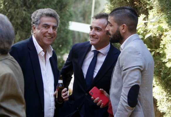 Ortiz espanta a los compradores