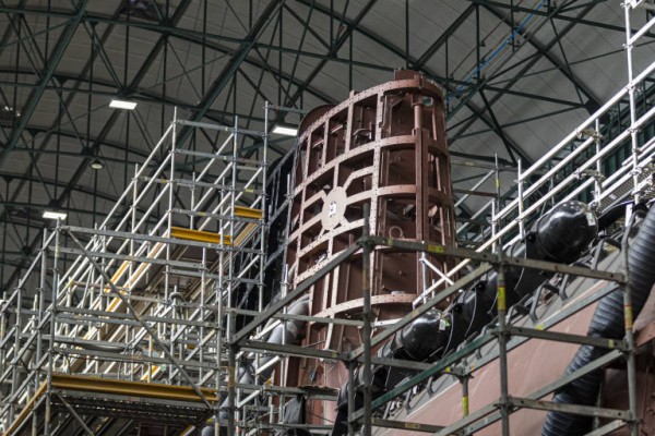 Abengoa aporta discreción al proyecto de los submarinos S-80 fabricados por Navantia 