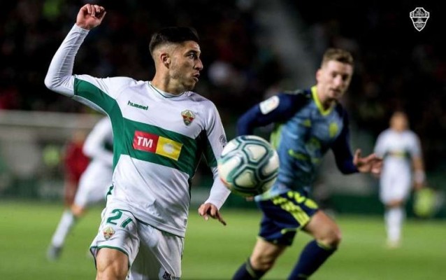 Óscar Gil no presenta ninguna lesión ósea y podrá jugar ante el Numancia
