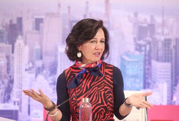 El juez cita como testigo a Ana Botín, presidenta de Banco Santander, por la compra de Banco Popular