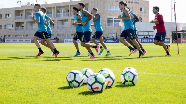 La plantilla del Villarreal completó el primer entrenamiento de pretemporada