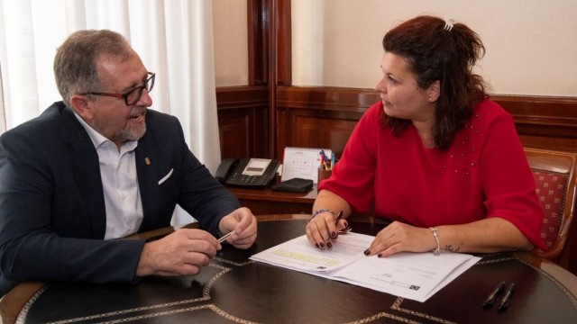 El traspaso de Penyeta Roja a la Generalitat deja a un cuarto de su plantilla en el aire