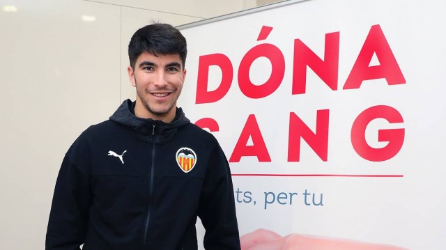 Carlos Soler: “En Mestalla somos muy fuertes y debemos seguir siéndolo, tenemos que estar todos juntos”