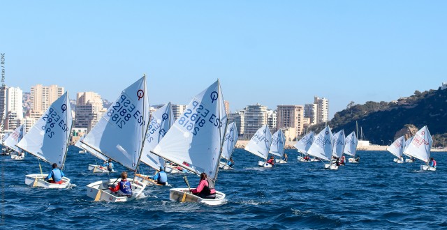  Blanca Ferrando y Eduardo Reyes, vencedores del Trofeo RCN de Calpe de Vela Infantil