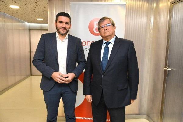 Agricultura y los economistas estudiarán el impacto financiero en la Región de reducir los trasvases 