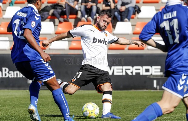 El Mestalla cierra su cuarto empate seguido ante el Badalona
