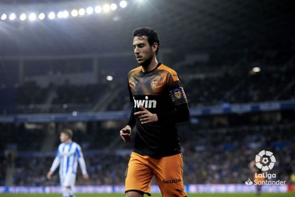 Parejo, entre los diez futbolistas con más partidos del Valencia