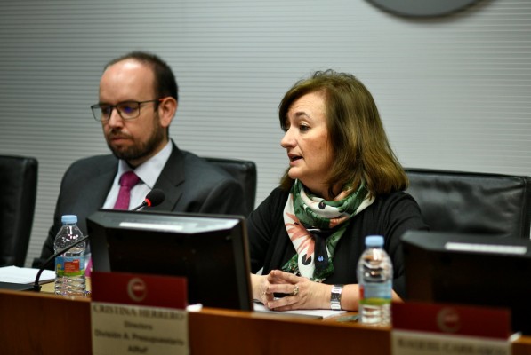 El Congreso examina este martes a la candidata a presidir la AIReF, que necesita mayoría absoluta