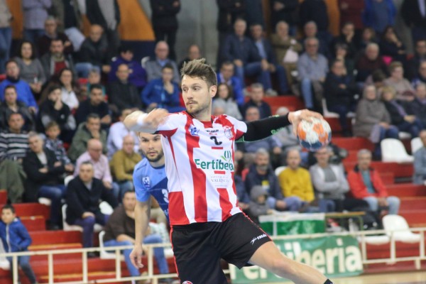 El Fertiberia gana la final contra el Cangas por la mínima