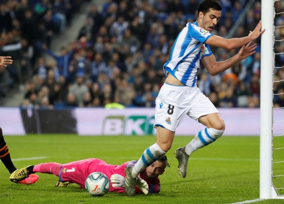 Eliminado en copa, casi eliminado en Champions y muy lejos ya del cuarto puesto