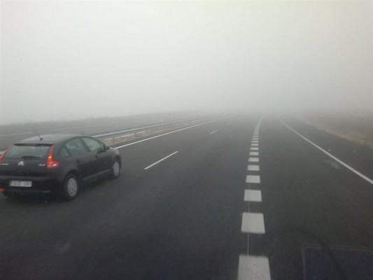 CHM diseña para el Ministerio un prototipo de barrera contra la niebla en las carreteras