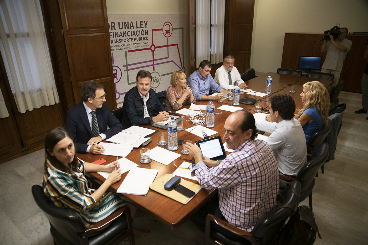 Así 'capa' el gobierno de València las videoactas del fraude de la EMT: ordenadores sin USB ni internet