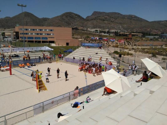 Lorca acoge el campus de voley playa de la Federación Española
