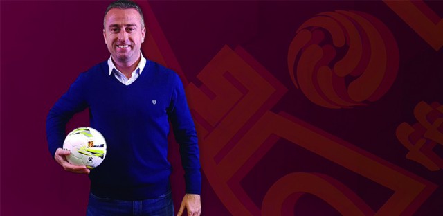 Martínez Madrona arbitrará el Irlanda-Grecia y Martínez Flores la Copa de España de fútbol sala