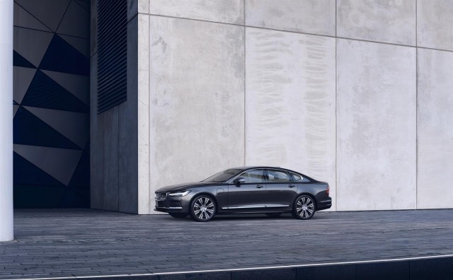 Volvo Cars presenta los nuevos S90 y V90, con motores microhíbridos en toda la gama