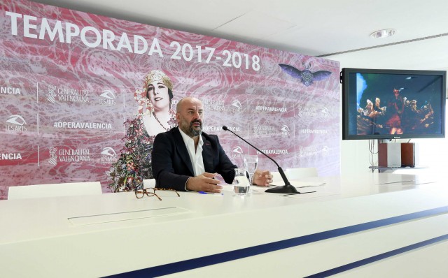 'Sesión golfa' en Les Arts: Dj y el camión de la ópera para cerrar la temporada 