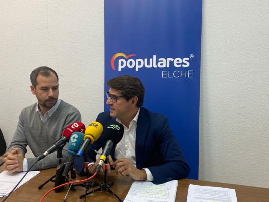 El PP de Elche se anota el tanto por desvelar la 