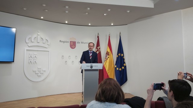 La Comunidad eleva hasta los 7.900 millones la deuda histórica con la Región