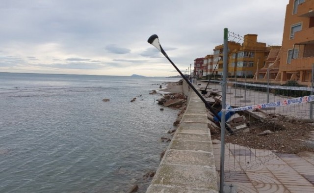 Emergencias informa a alcaldes del litoral de Castellón sobre el acuerdo de ayudas por 'Gloria'