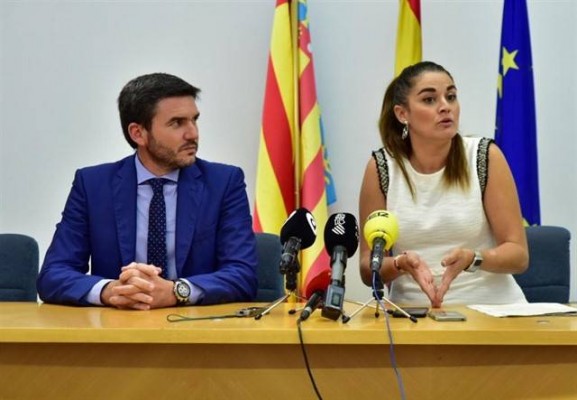 El Ministerio no autoriza el principal insecticida y el sector citrícola asegura que perderá cosecha