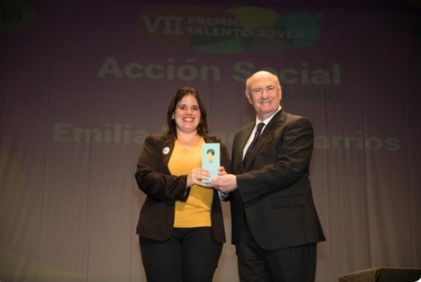 Emilia Méndez, del Parque Científico de la UMH, recibe el premio Talento Joven por Tilúa Asistencia