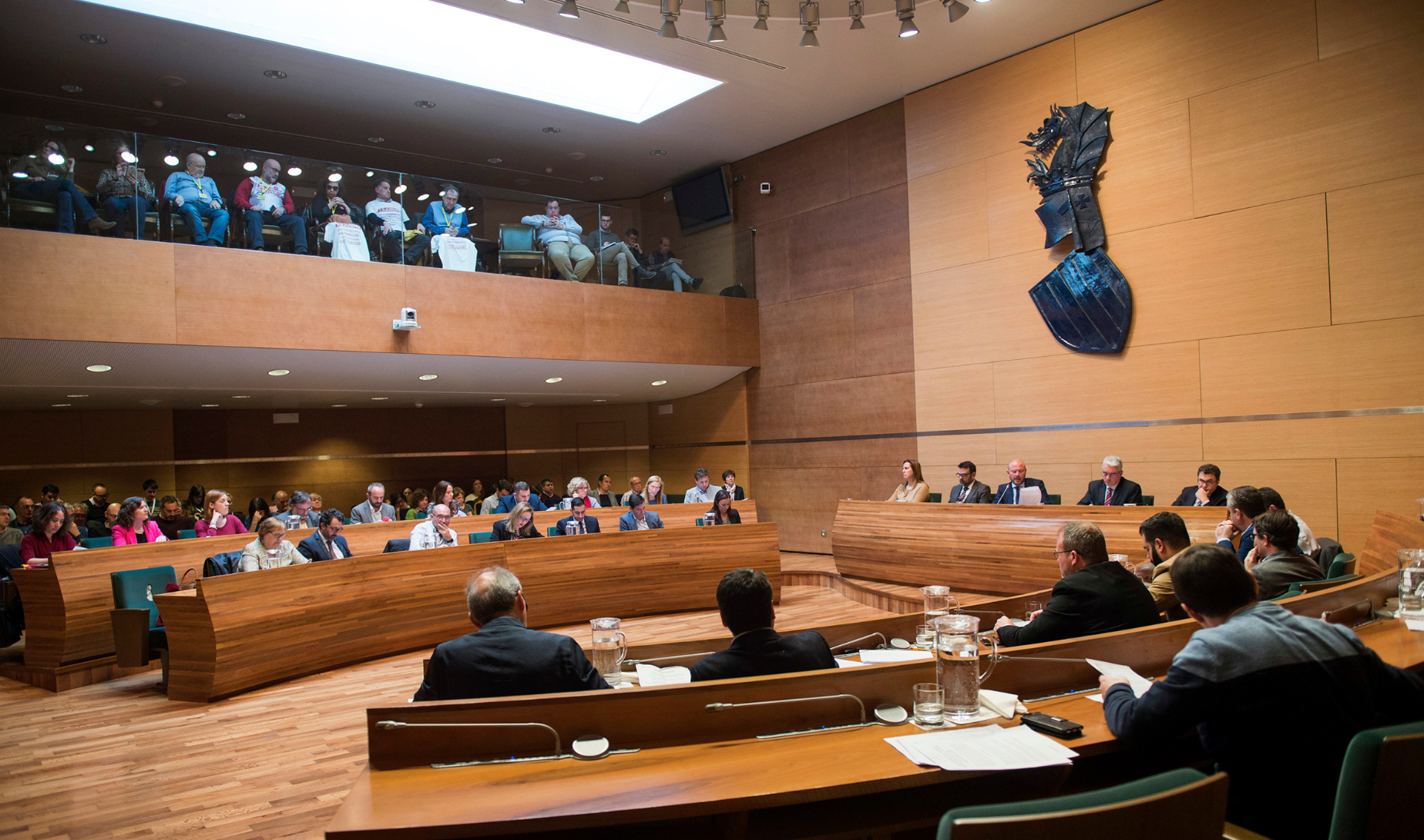 El pleno de la Diputación aprueba iniciar el proceso para convertir Divalterra en ente público