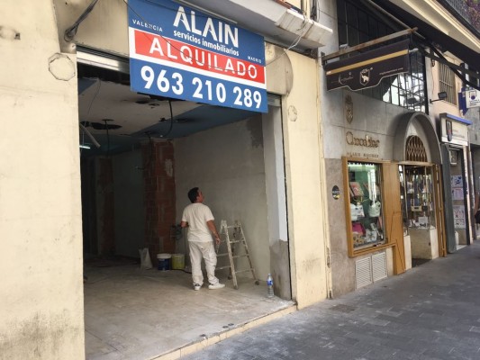 Amada, otra zapatería que se instala al calor de Primark
