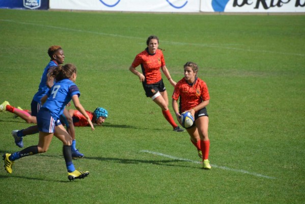 Luz Redondo sigue creciendo como jugadora en el Complutense Cisneros