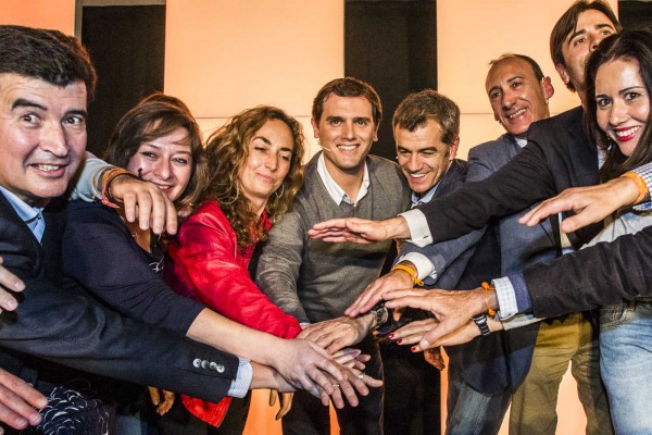 'De Ciutadans a Ciudadanos', un libro que describe al partido de Rivera como hijos de Solchaga y la Burbuja