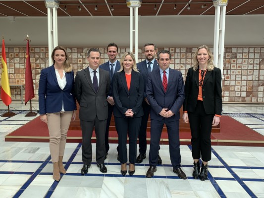Empresa dispara un 30% la partida para el Info