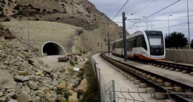 La Generalitat instalará sistemas de señalización y comunicación en el tramo Calp-Dénia del TRAM