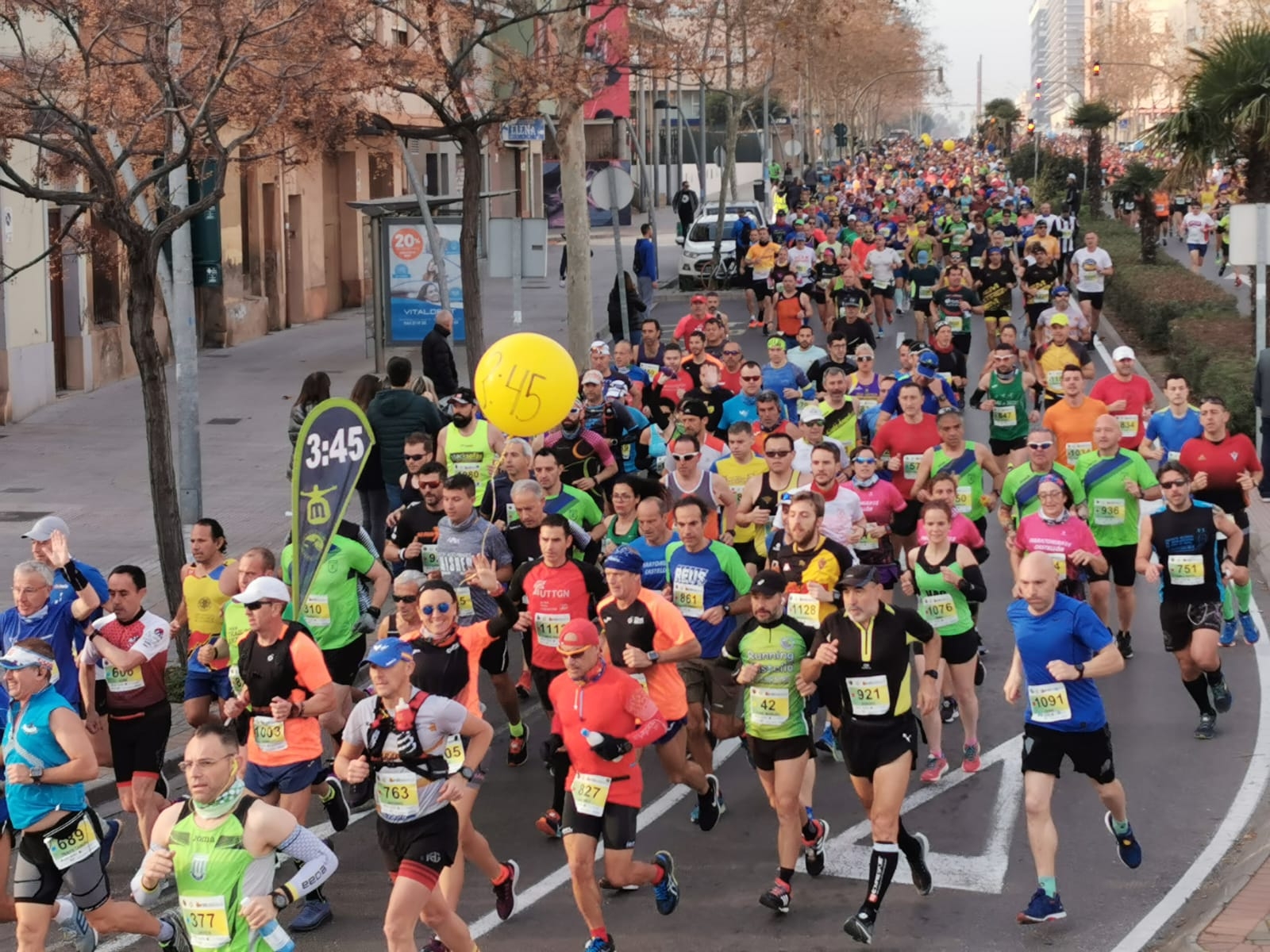 Los etíopes Dumecha y Basaznew vencen en la Maratón BP de Castelló con récord de la prueba