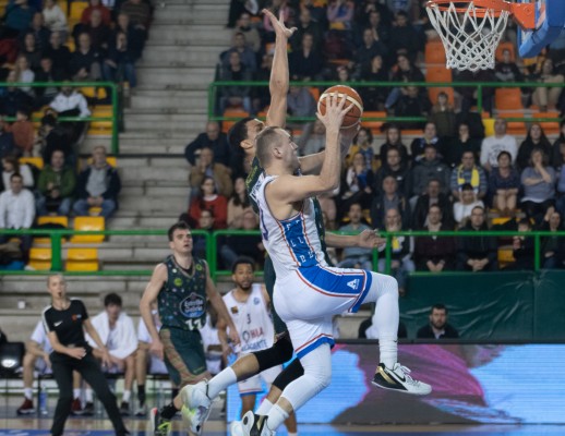 El HLA Alicante también vence en Ourense