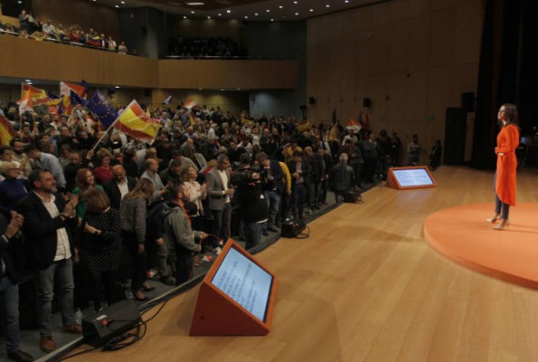 Cs se atribuye el mérito de la creación de empleo en las CCAA donde gobierna
