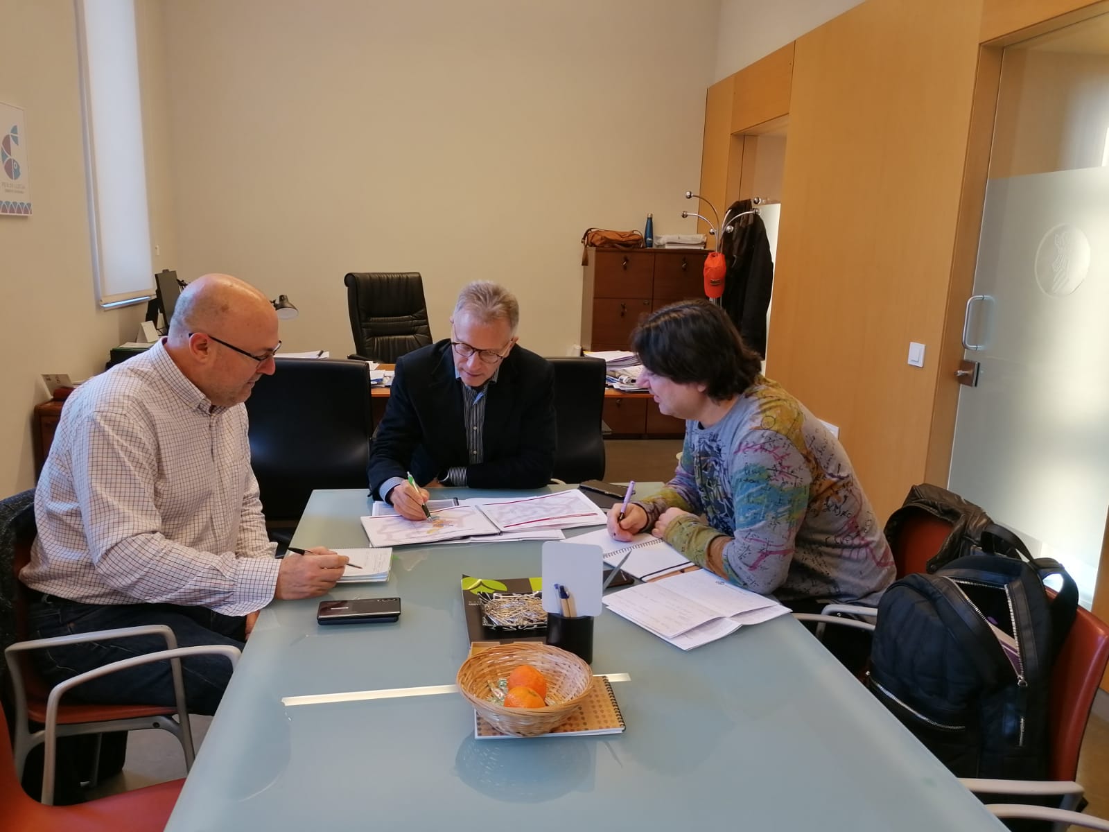 Vila-real y la Conselleria fijan prioridades y criterios para intentar reavivar la agricultura local 