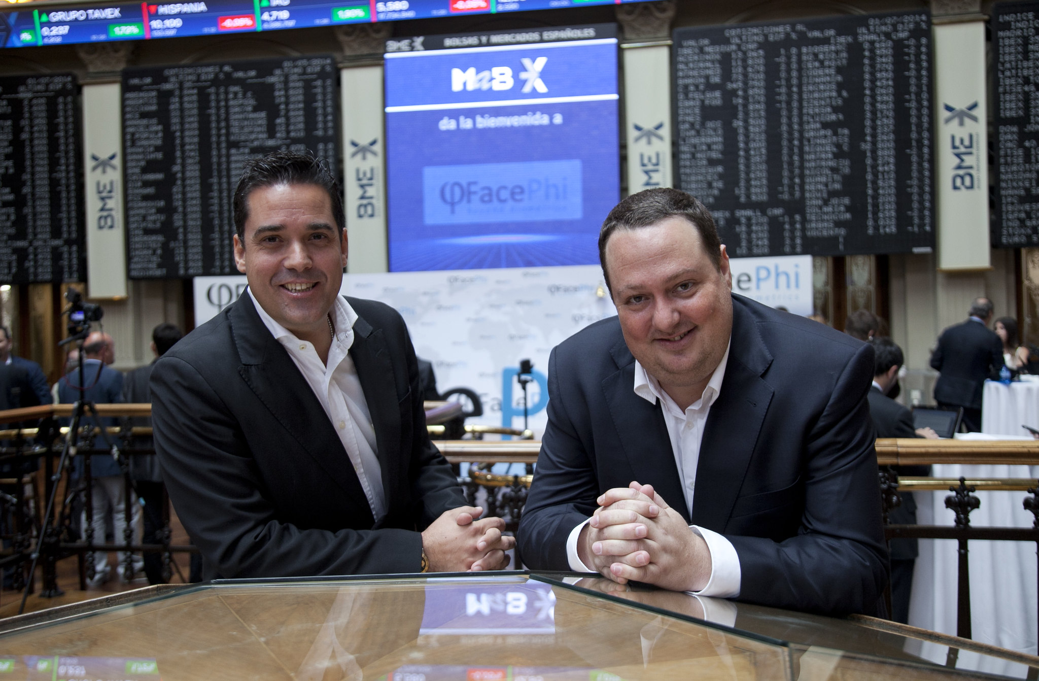 Javier Mira (izquierda) y Salvador Martí, cofundadores de FacePhi - 