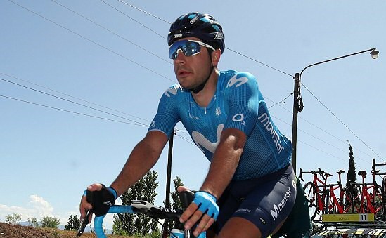 Mora pierde seis minutos en la primera etapa de montaña y se sitúa en el puesto 84 de la general