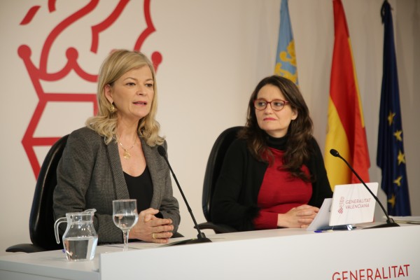Bravo asegura que el requisito del valenciano a los funcionarios será una realidad en 2021