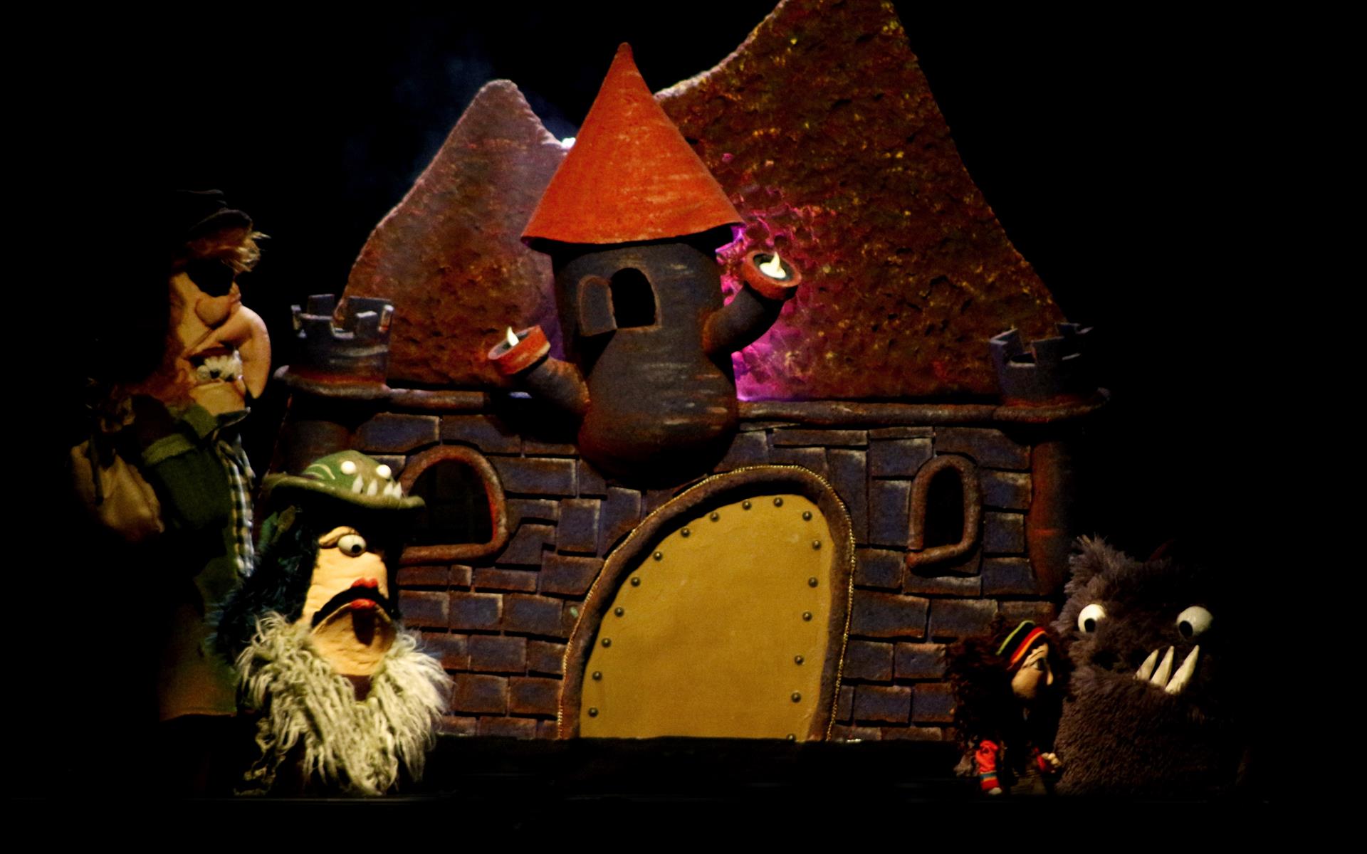 Danza para bebés y burla al miedo  la Sala l'Horta 