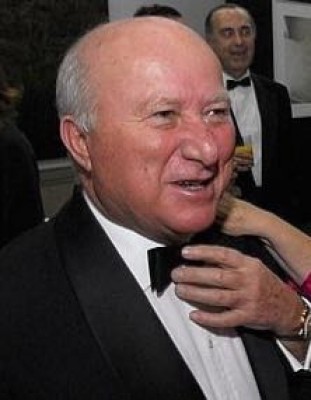 Víctor Urrutia vende su 10,14% en Vocento por 17,1 millones de euros