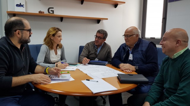 La Diputación analizará vías de colaboración para reforzar el centro de FP que impulsará Astrauto