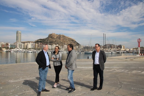 El PSPV-PSOE 'pasa revista' al Puerto: restauración de patrimonio y estrategia ambiental  