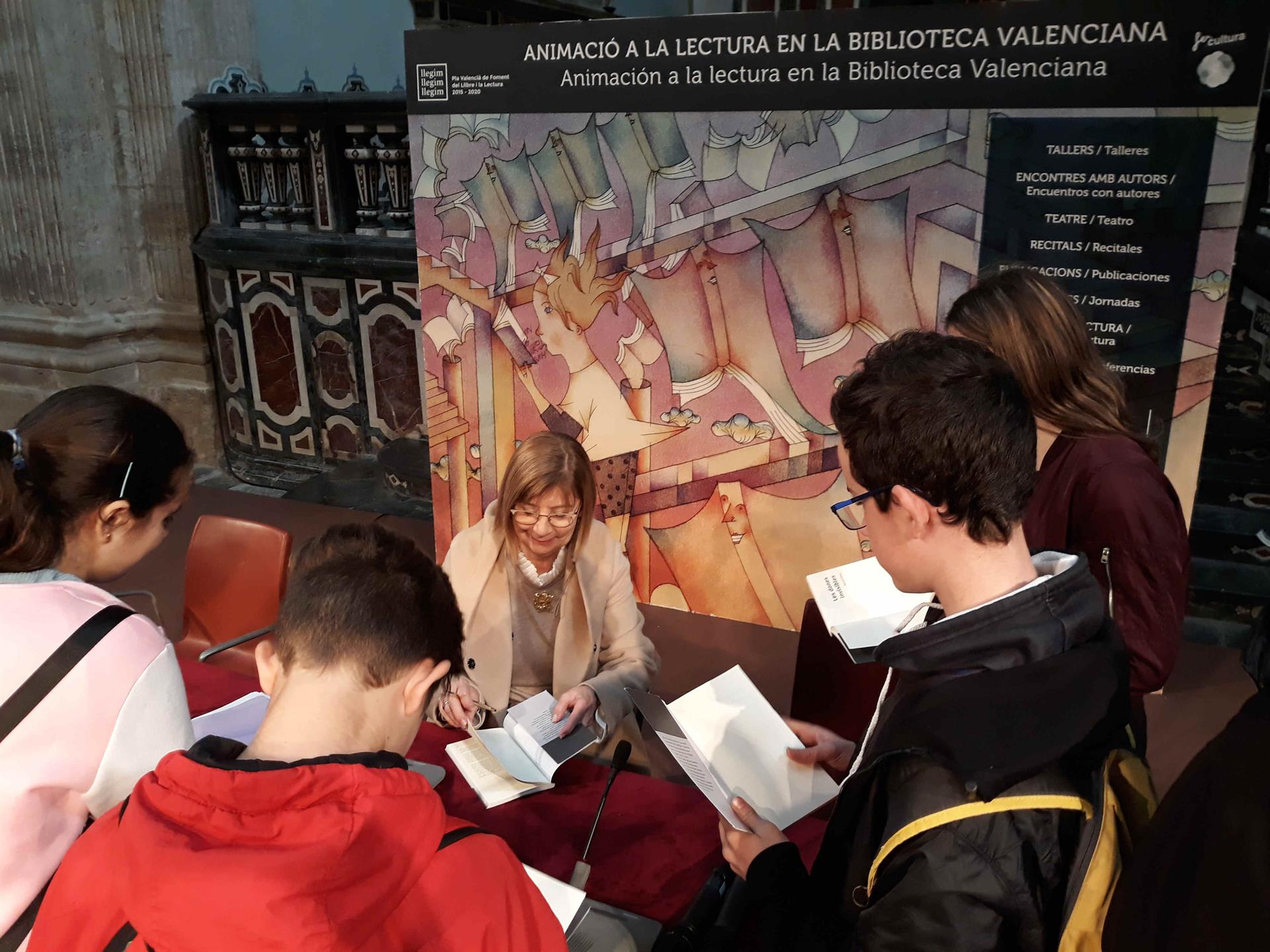 Mercé Viana en el ciclo 'Encuentro con escritores' de la Biblioteca Valenciana. - GVA
 - 