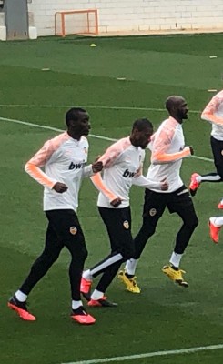 Rodrigo, Coquelin y Gayà siguen ausentes y se complica su presencia ante el Atlético
