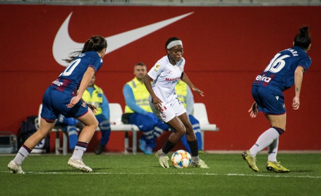 El Sevilla elimina al Levante de la Copa de la Reina
