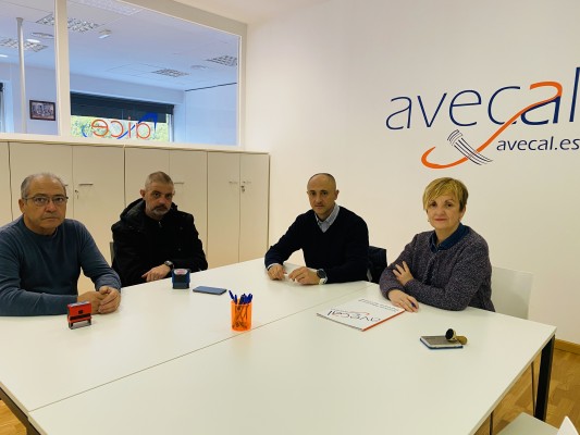 Avecal, AEC, UGT y CCOO pactan el periodo vacacional con el sector del calzado para 2020

